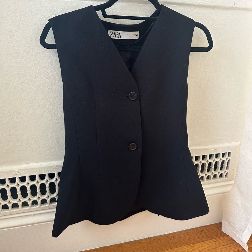 Zara Black Vest NWOT